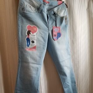 Ymir better butt jeans